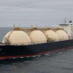 Korean LNG Carrier Successfully Navigates Hormuz Amid Tensions