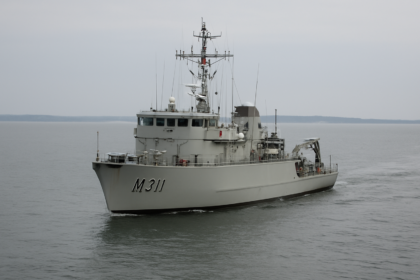 UK Minehunting Force Deploys in Middle East to Secure Hormuz Shipping