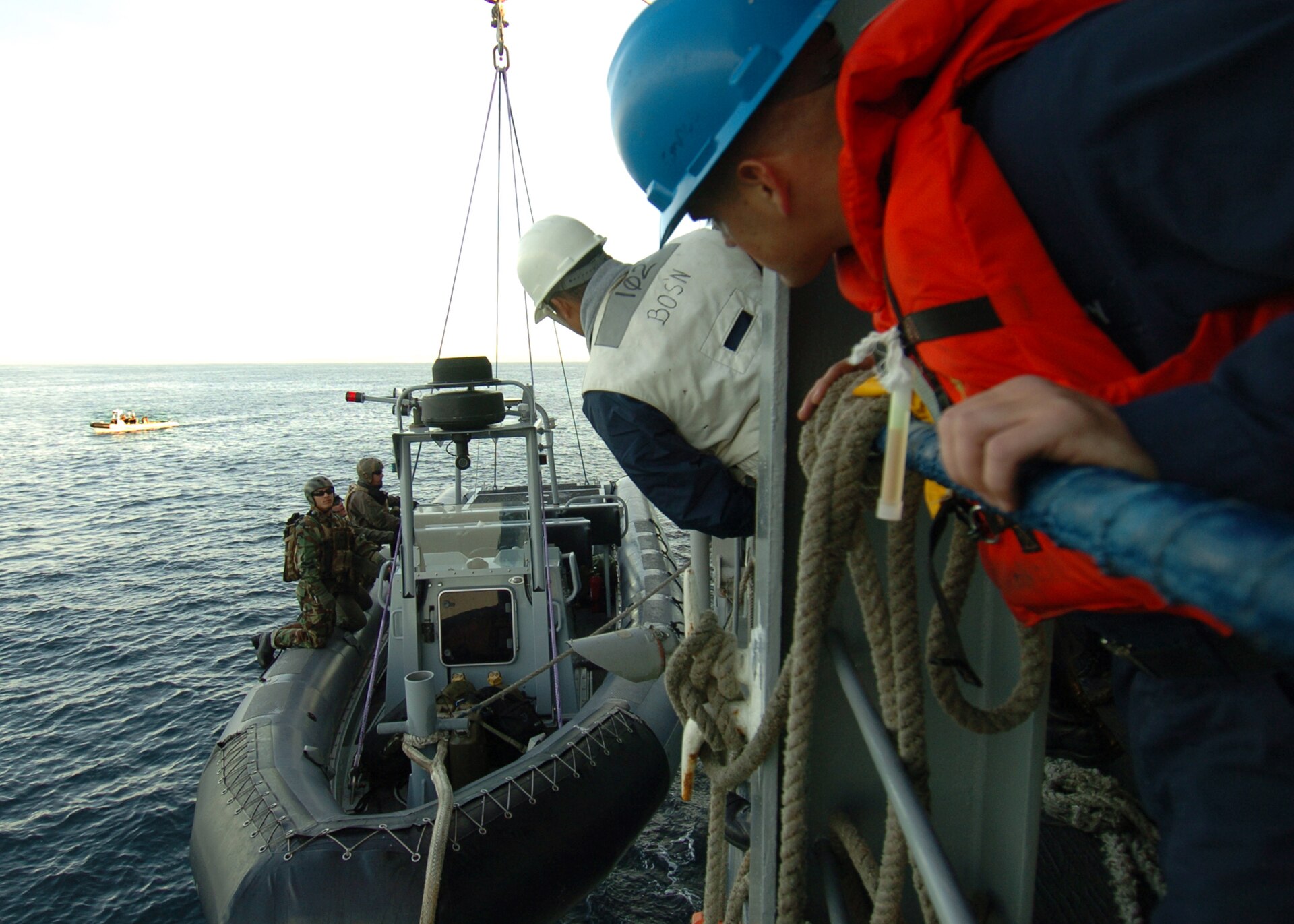 UK and France Prepare Multinational Mine-Clearing Mission in Hormuz