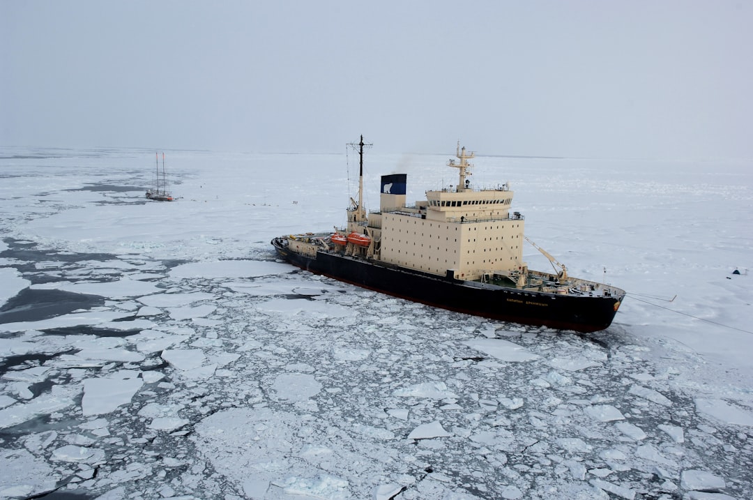 Russia Reopens Arctic LNG Route to Asia as Christophe de Margerie Transits
