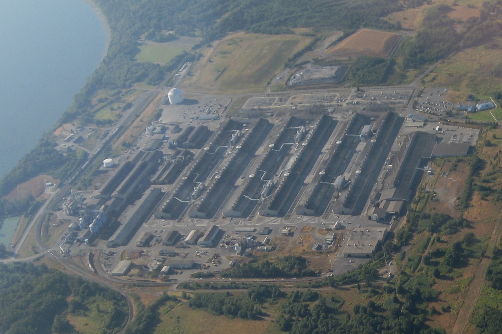 Iran Conflict’s Impact on Aluminum Supply Mitigated by Strategic Adjustments