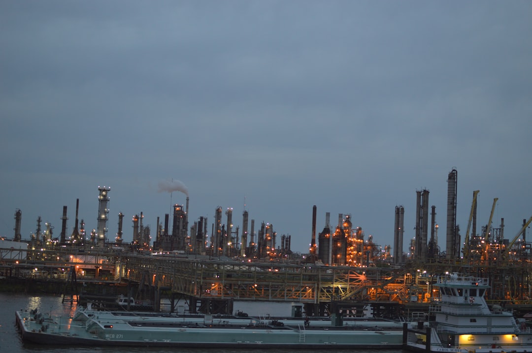 Saudi Arabia Resumes Crude Loadings at Ras Tanura Terminal