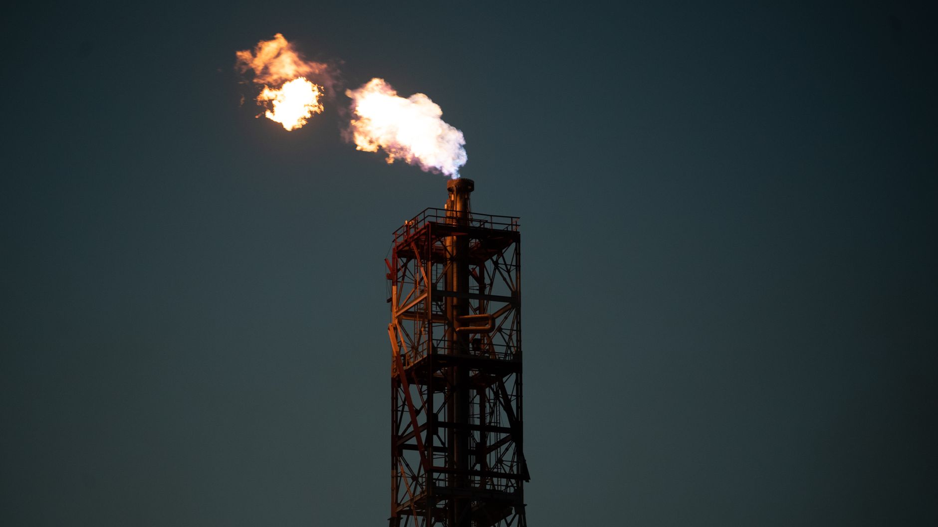 Ukrainian Strikes Ignite Sloviansk Refinery, Fuel Supply Concerns Rise