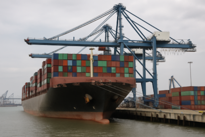 China Launches World's Largest Methanol Dual-Fuel Container Ship