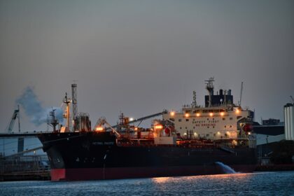 Sealand Equipment Secures First Chemical Tanker Order at Shandong Port