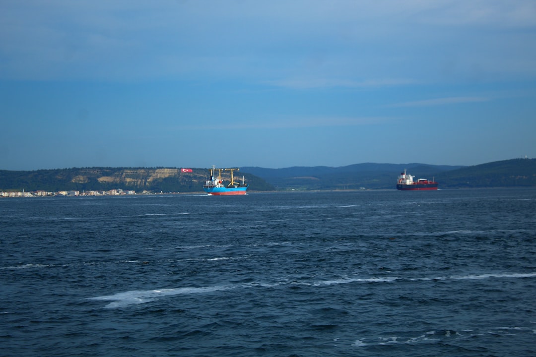U.S. Restores Blockade and Cargo Fee for Strait of Hormuz Shipping