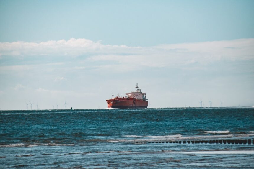 Two Tankers Carrying Saudi Oil Navigate Bab el-Mandeb Amid Tensions