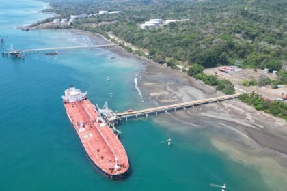 Red Sea Attacks Intensify Risks for Oil Tankers Amid Iran Conflict