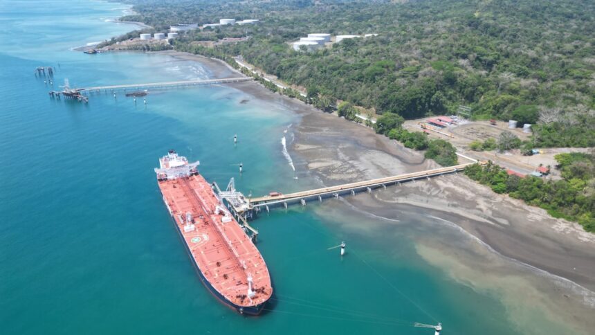 Red Sea Attacks Intensify Risks for Oil Tankers Amid Iran Conflict
