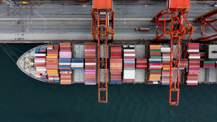 Argentina Resumes Port Operations After Pilotage Disruption