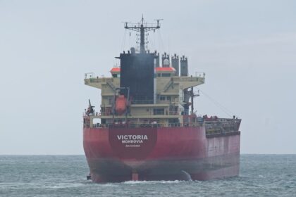 UK Expands Sanctions Targeting Arctic LNG Carrier and Oil Tankers