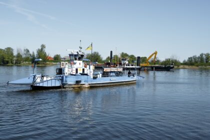 Rhine River Water Levels Decline, Shipping Disruption Persists
