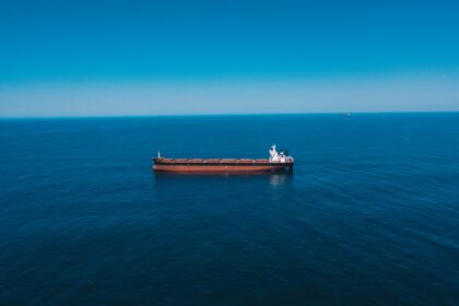 Grounding of Caroline Bezengi Triggers Major Oil Spill Off Oman