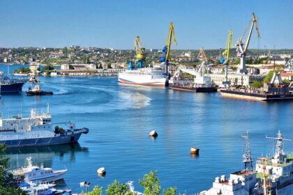 Ukraine Proposes Shipping Truce Amid Drone Strikes on Ust-Luga