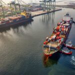 Trump Threatens Oman Amid Ongoing Strait of Hormuz Negotiations