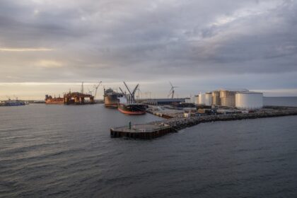 Russian Fuel Imports Surge Amid Domestic Shortages and Strikes