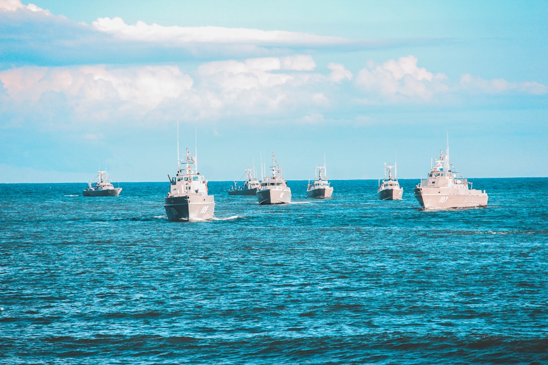 Russia Forms Unprecedented Arctic Oil Convoy to Bypass Chokepoints