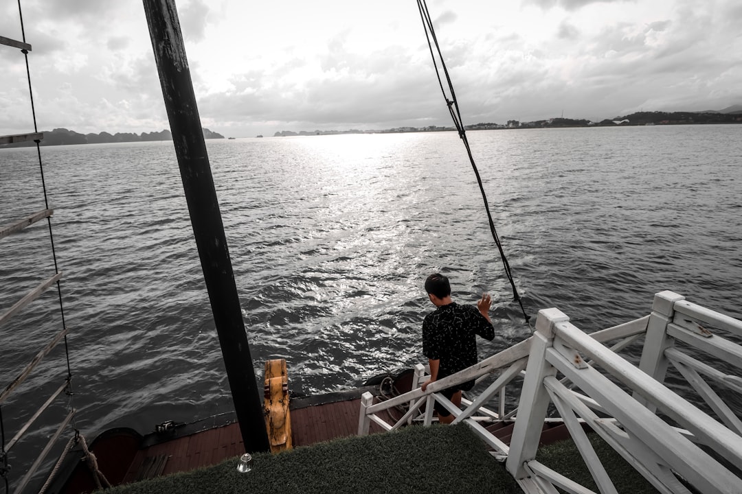 Seafarer Morale Declines Amid Ongoing Industry Pressures