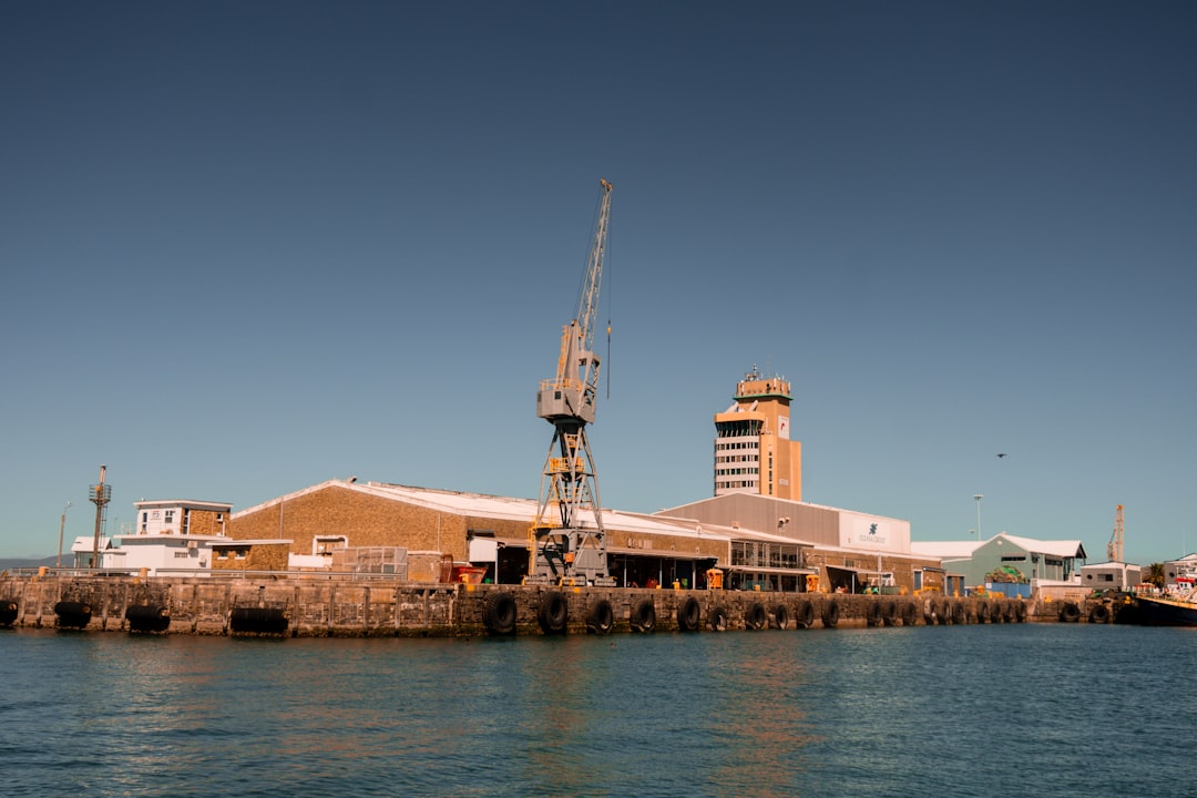 Rhine River Water Levels Decline, Shipping Disruption Persists