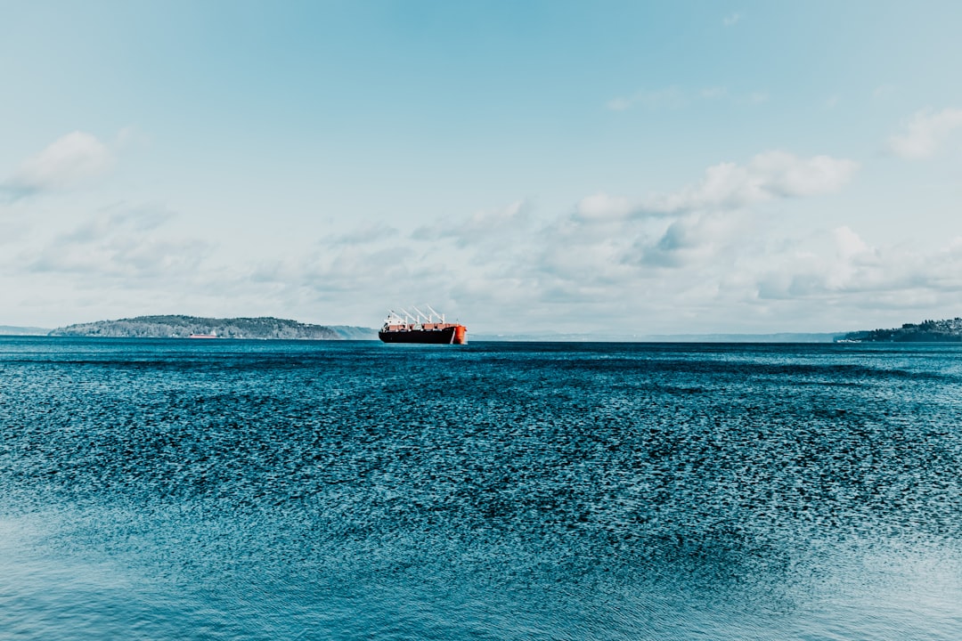 Cameroon-Flagged Ship Lutuf Hijacked by Somali Pirates
