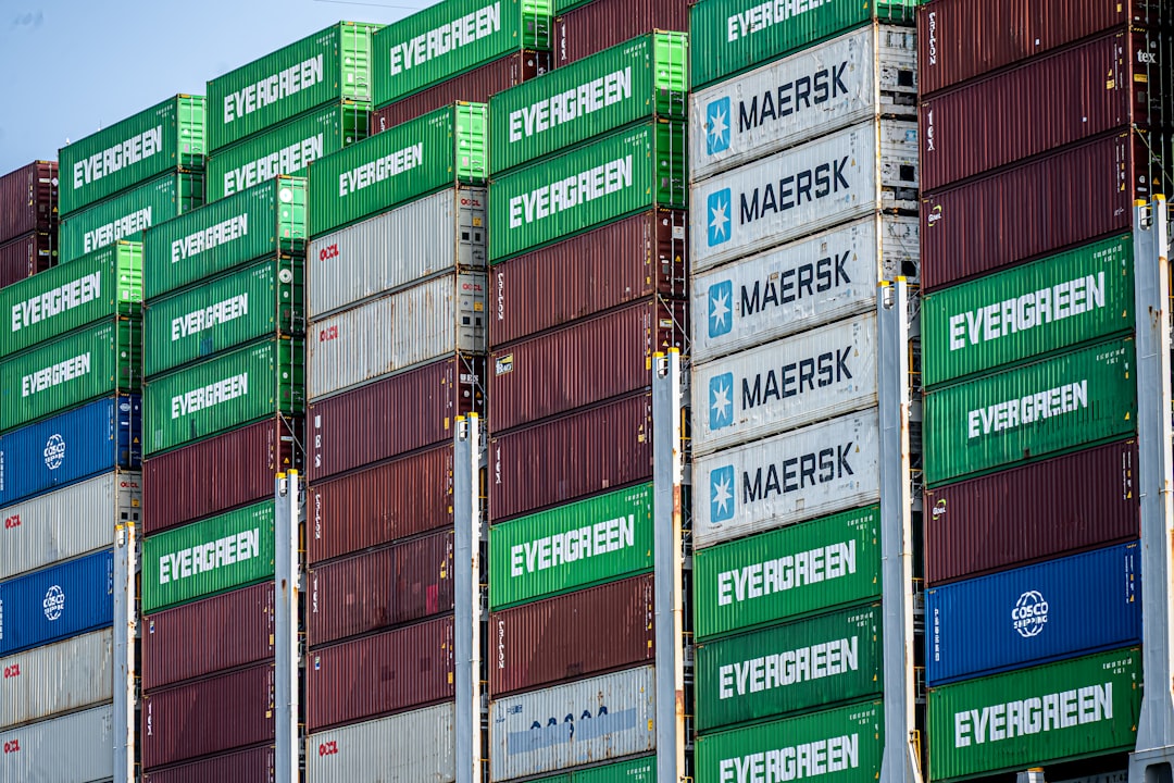 European and Asian Governments Invest in Alternative Fuels for Shipping