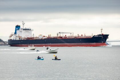 Russia Expands LNG Dark Fleet to Enhance Exports from Arctic LNG 2