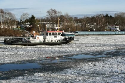 EU Leaders Support Finnish Initiative for Joint Arctic Icebreaker Fleet