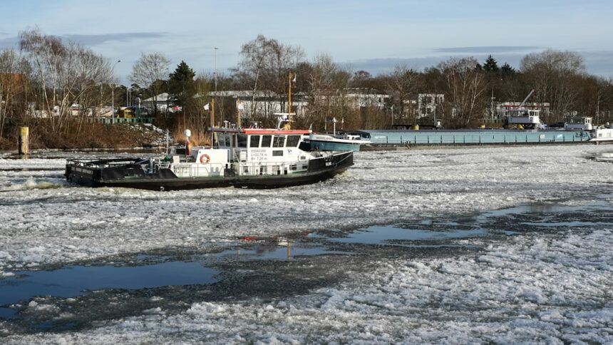 EU Leaders Support Finnish Initiative for Joint Arctic Icebreaker Fleet