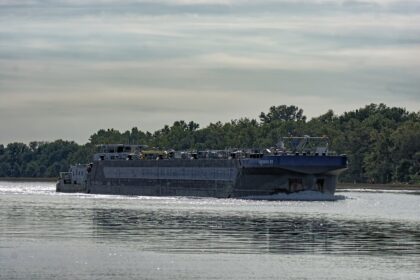 Master Boat Builders Secures First U.S. Navy Prime Contract for LCUs