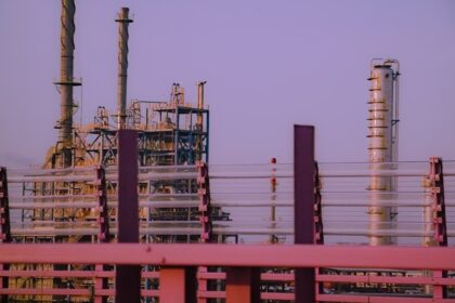 Moscow Oil Refinery Hit Amid Intensified Russia-Ukraine Drone Attacks