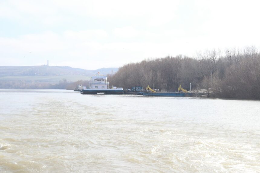 Rhine Water Levels Plummet, Threatening Barge Transport Operations