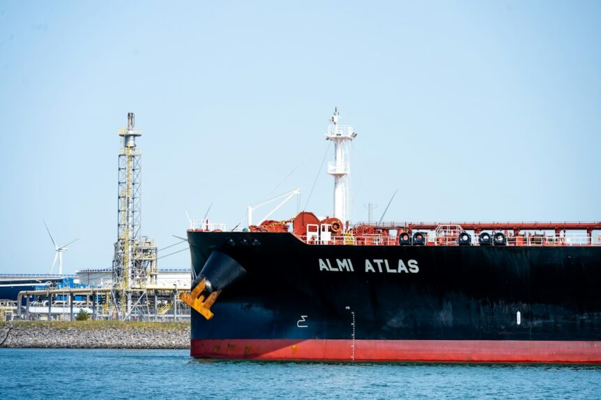 Qatar Increases LNG Tanker Traffic Through Strait of Hormuz