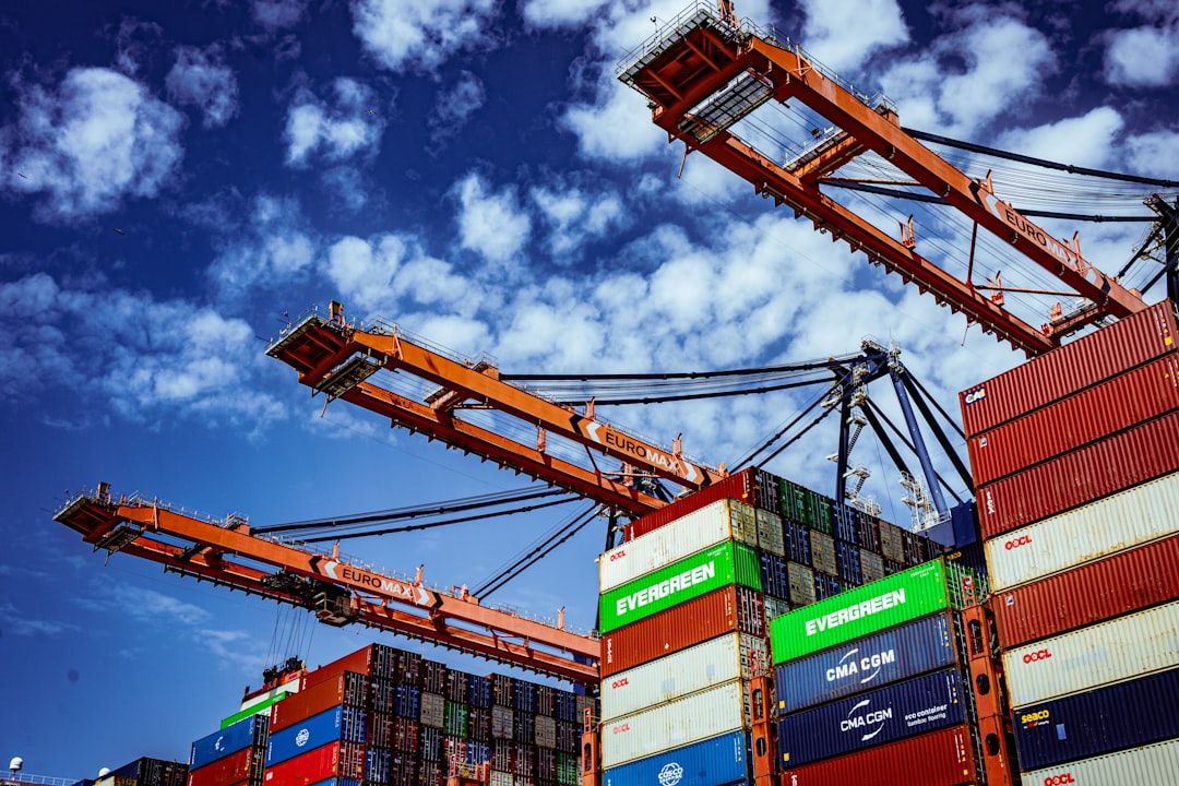 Russia Estimates $116 Billion Investment for Arctic Shipping Corridor