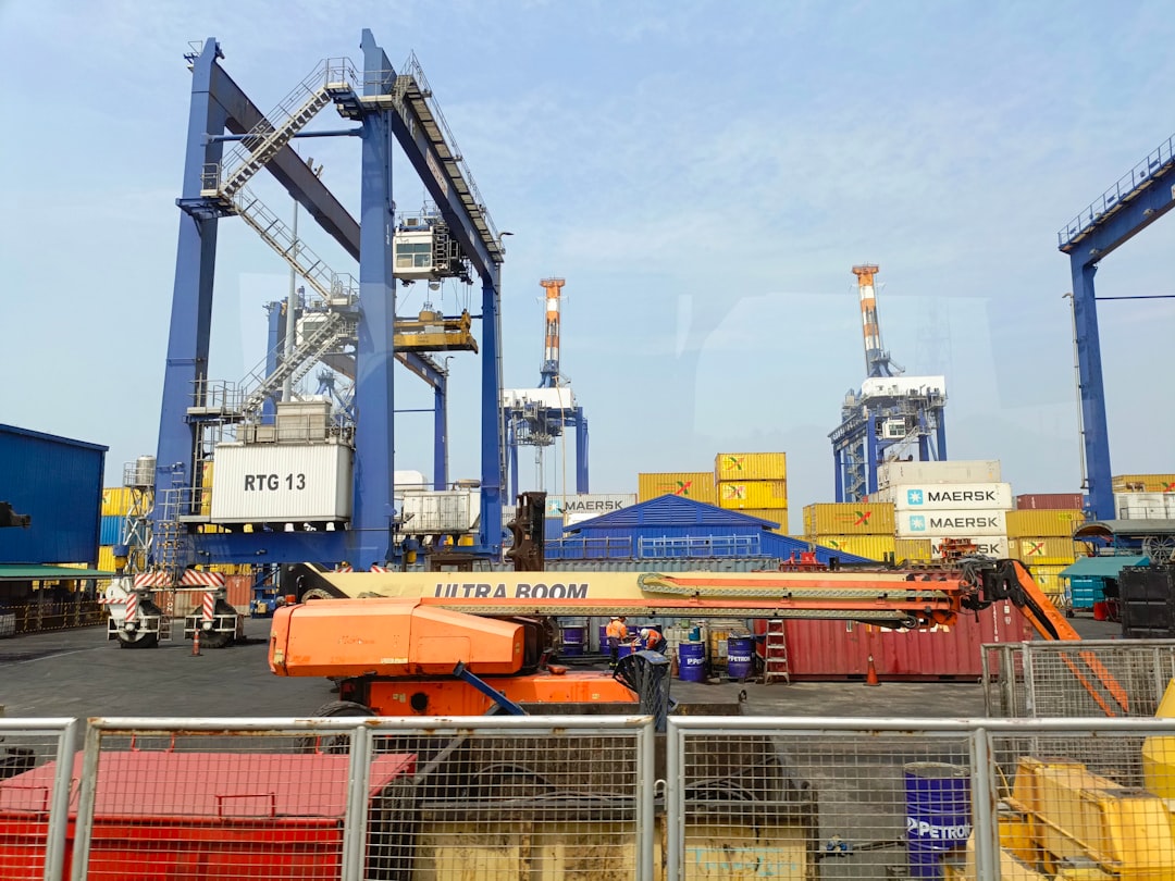 Panama Canal Delays Draft Reduction Amid El Niño Concerns