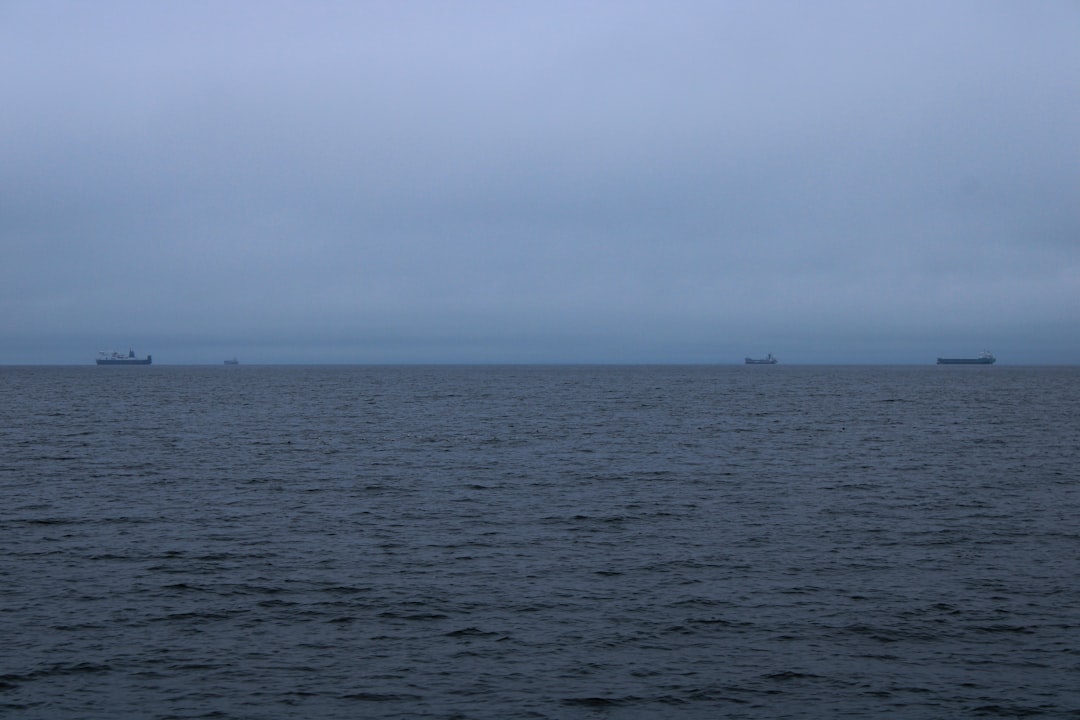 Arctic LNG 2 Seeks $1 Billion from Hanwha Amid Sanction Challenges