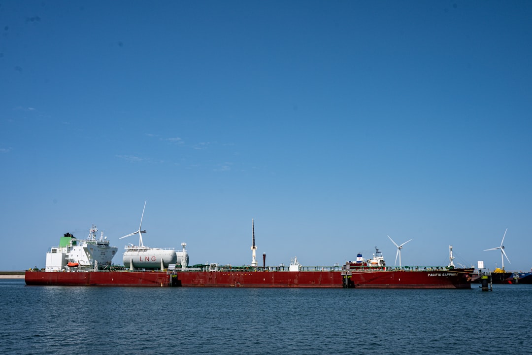 WindWings System Under Study for Next-Gen HD Hyundai LNG Carriers