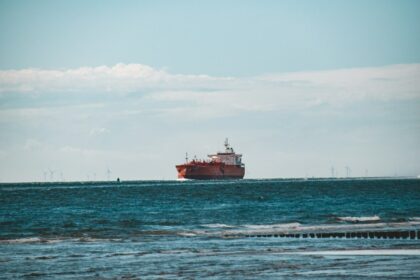 Acers Tanker Struck by Projectiles Off Qatar in Escalating Conflict