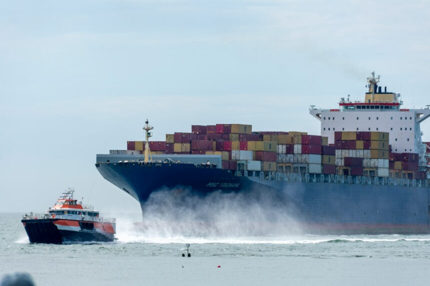 U.S. Claims Control of Strait of Hormuz Amid Rising Ship Attacks