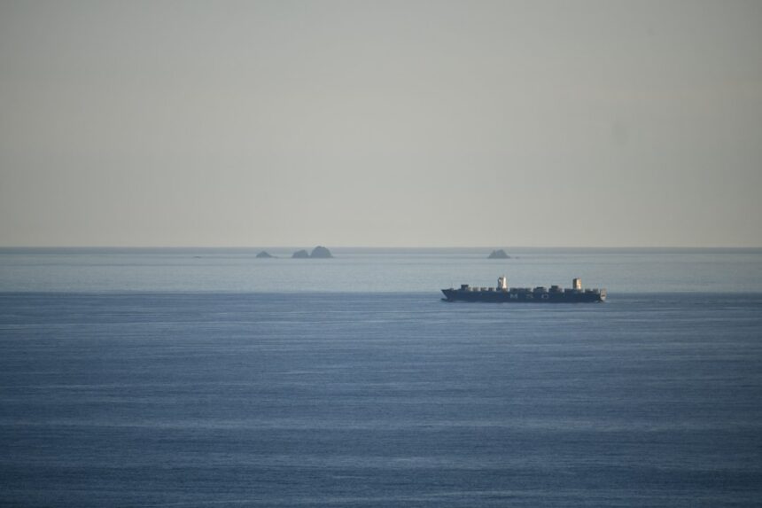 Record Attacks on Tankers Challenge Safety Procedures in Hormuz