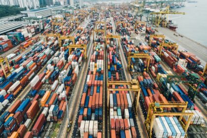 Strike Threat at LA and Long Beach Terminals Amid Ongoing Labor Dispute